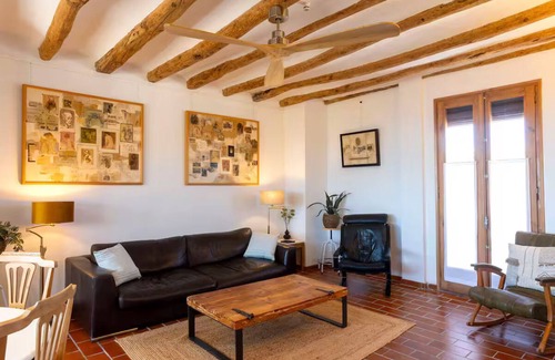 Barbera de la Conca Casa | 3-BD Gem in Hilltop Wine Village w/ Amazing Views