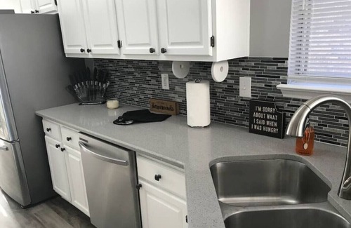 Coppell Casa | 3 bd HM near DFW|"50 Shades of Gray"| Pets | Mthly