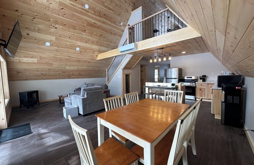 Cold Brook Casa | 3 BD Waterfront On West Canada Creek W/Garage
