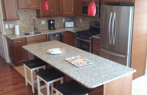 Gold Coast Condominio | Nuevo condominio de 3 dormitorios BDR / 2, 5 casas de la playa de Gold Coast de Ocean City