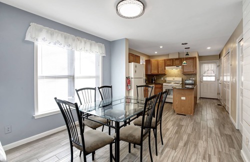 Seaside Heights Casa | 3 Bdr 2Bath 2 minutes walk to the boardwalk and beach NO PROMS or GRAD PARTIES