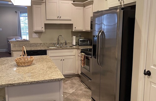 Oxford Casa | 3 bdr & 3.5 baths condo off S. Lamar and minutes from The Square and Ole Miss!