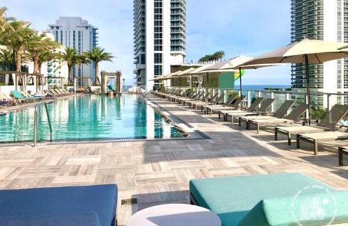 Hollywood South Central Beach Apartamento | 3 BDR Beach Bliss