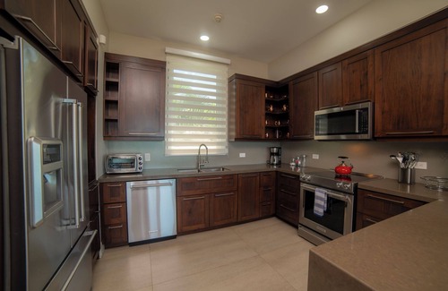 Cerro Mocho Condominio | 3 bdr Oceam View Miramar 2D