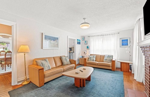 High Point Apartamento | Beautiful Home 1 mile from High Point University. Beautiful Home 1 mile from High Point University.