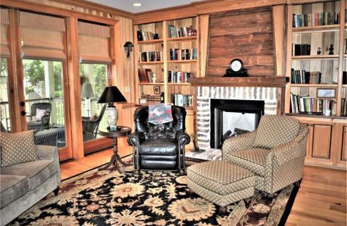 Georgetown Casa | 3 Bdrm in Georgetown's Historic District