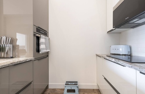 Collingwood Condominio | 3 Bdrm Luxury Condo at Mountain House