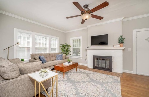 Wichita Casa | 3 Bed 1 5 Bath Home By College Hill & Hospitals