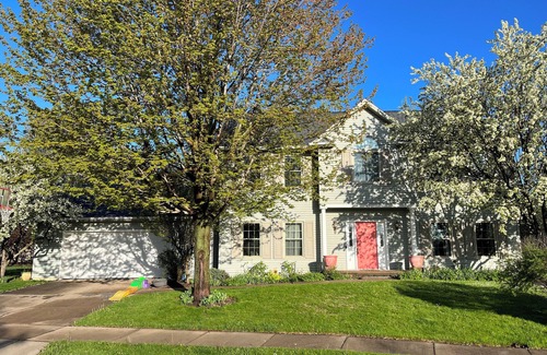 Oshkosh Casa | 3 bed, 2.5 bath home in the heart of Oshkosh available for EAA week!