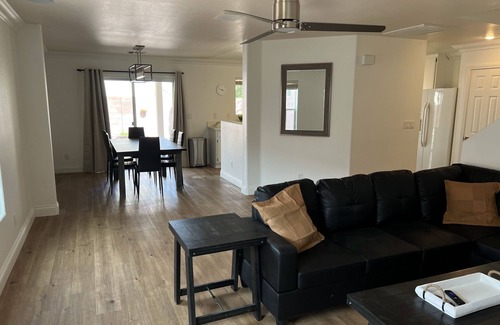 Enterprise Casa | 3 Bed 2.5 Bath House Getaway 15 minutes to Strip