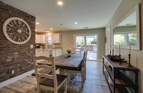 Olde Town Casa | 3 bed 2 ba house, large yard, quiet country setting