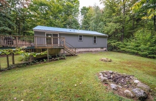 Wardsboro Casa | 3 bed 2 bath 10 minutes to my snow 20 minutes to stratton