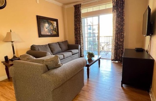 Davenport Apartamento | 3 Bed 2 Bath Condo in Tuscana Resort condo