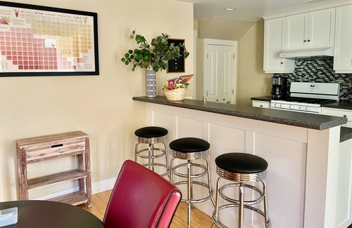 Chico Casa | 3 bed/2 bath Craftsman Summer Charmer