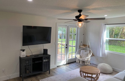 New Smyrna Beach Casa | 3 bed, 2 bath in the heart of New Smyrna Beach