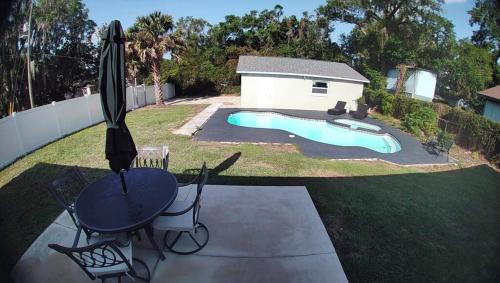 Eustis Casa | 3 Bed 2 Bath Sleeps 6 Pool Retreat in Eustis, FL!