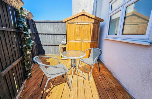 London Borough of Bromley Apartamento | 3 bed / 2 bath with Garden - Stunning Holiday/ Contractor Accommodation