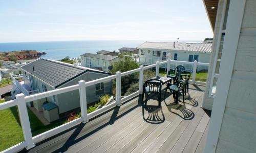 Exmouth Otro | 3 Bed 2 Bathroom Super Lodge! Sea Views!