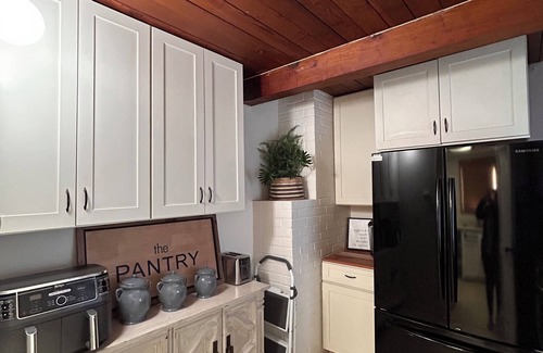 Merced Casa | 3 bed 2bath Pet friendly