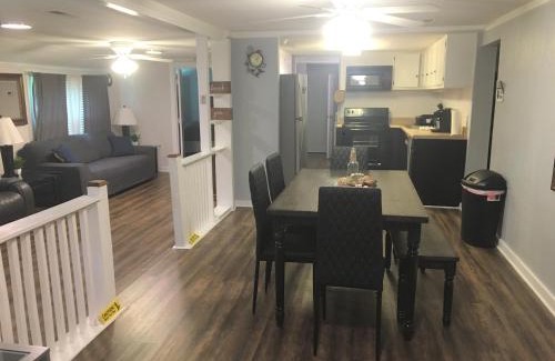 New Bern Casa | 3 Bed 3 Bath House, Conveniently close to everything, Smart Tvs in all rooms whole house to yourself