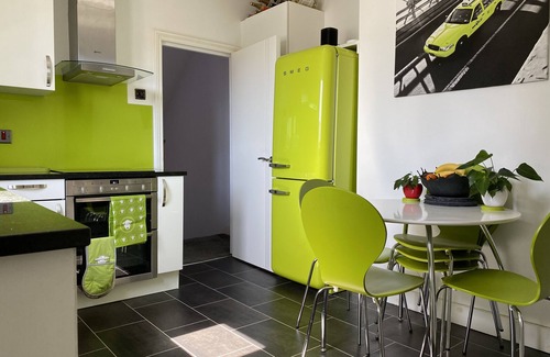 Tooting Apartamento | 3 bed Apartment in Colliers Wood