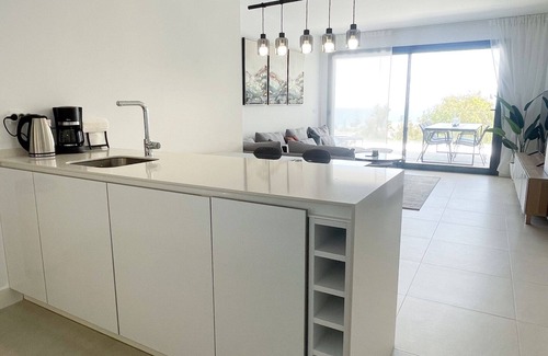 Alcorrin Apartamento | Apartamento-Exclusivo-Baño con ducha-Vista al Mar-Onsite Spa