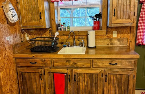 Pottsboro Casa | 3 bed Cabin by Lake Texoma pet friendly