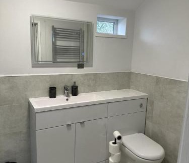 Gloucester Casa | 3 Bed Chill Glouc Free Parking