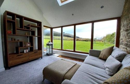 Sunderland Casa | 3 Bed Cottage-Sleeps 6-Country Views-Pet friendly