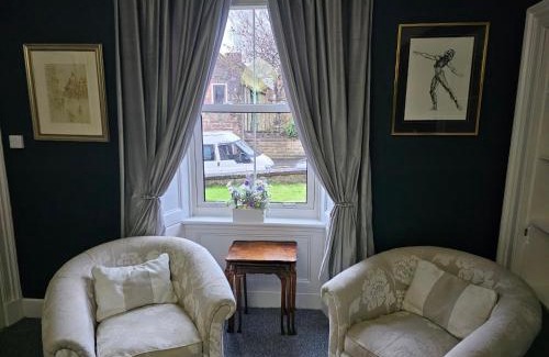 Kirriemuir Casa | 3-Bed Cottage with Garden in Kirriemuir Centre
