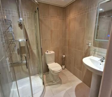 Heckmondwike Casa | 3 Bed Executive Home Heckmondwike