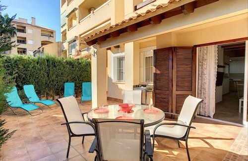 Mar de Cristal Apartamento | 3 bed ground first floor apartment. Close to beach