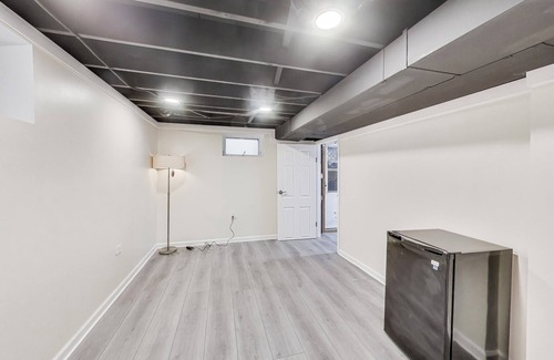 O'Hare Casa | 3-Bed Home by O'hare & Rosemont
