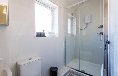 Newcastle-upon-Tyne Casa | 3 Bed Home From Home, Family, Workers And Friends