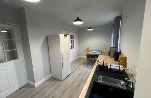 Gateshead Casa | 3 Bed House Low Fell Perfect for Groups and Contractors Sleeps 5