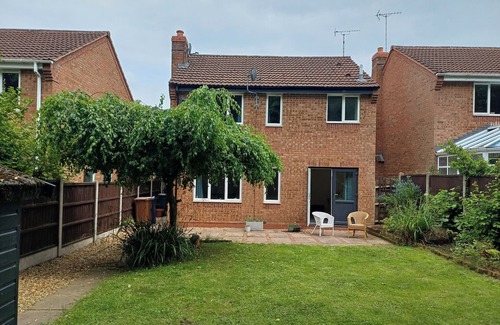 Uttoxeter Casa | 3 Bed House - Sleeps 6 - Pets - Parking - Wifi