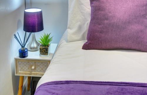 Northampton Casa | 3-bed House, sleeps 8, Next to Park
