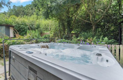 Ciliau-Aeron Casa | 3 Bed in Aberaeron 55308