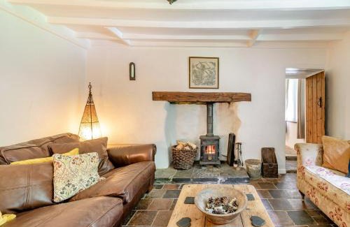 Ciliau-Aeron Casa | 3 Bed in Aberaeron 55308