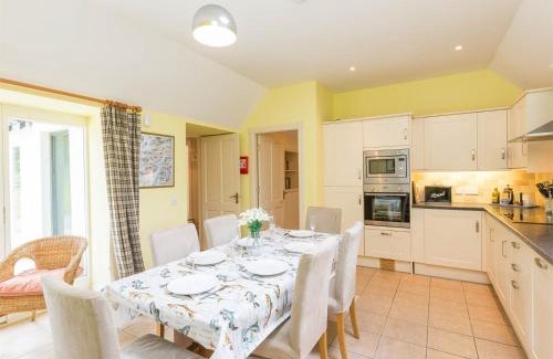 Spean Bridge Casa | 3 Bed in Achnacarry CA018