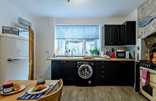 Amble Casa | 3 Bed in Amble 93015