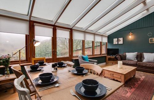 Litton Mill Casa | 3 Bed in Bakewell 94110