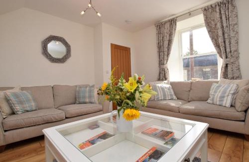 Belford Casa | 3 Bed in Bamburgh 76672