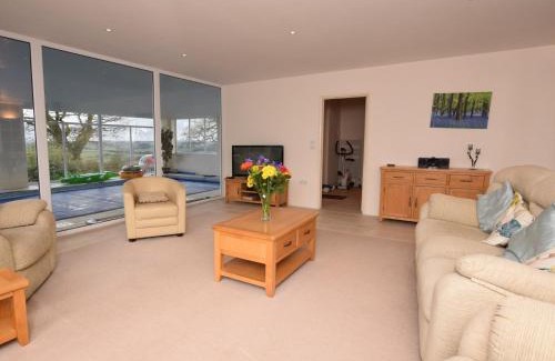 Westleigh Casa | 3 Bed in Bideford BYBUR