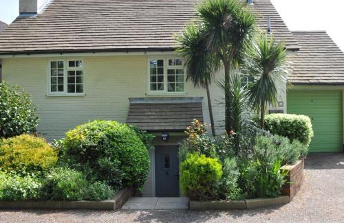 Branscombe Casa | 3 Bed in Branscombe 78002