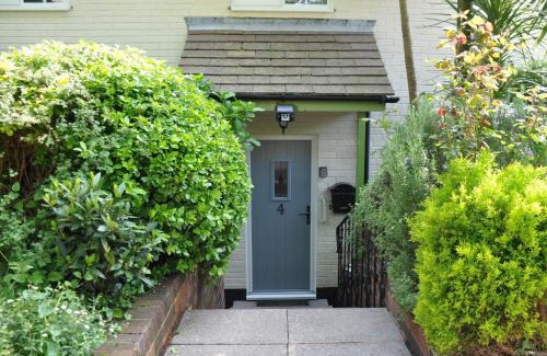 Branscombe Casa | 3 Bed in Branscombe 78002