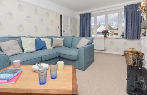 Cerne Abbas Casa | 3 Bed in Cerne Abbas 74803