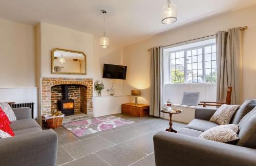 Bridport Casa | 3 Bed in Charmouth 89004