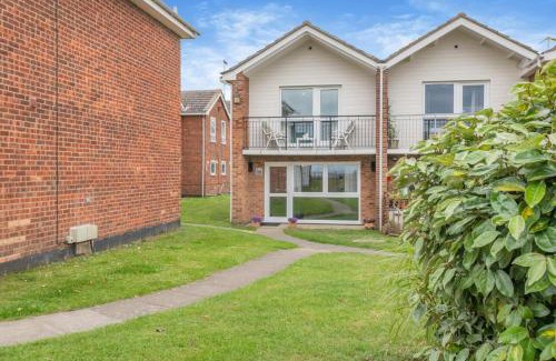 Corton Casa | 3 Bed in Corton oc-s32347