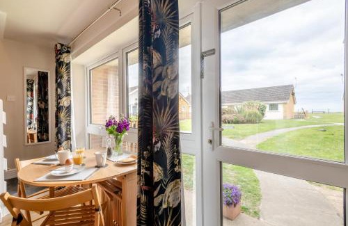 Corton Casa | 3 Bed in Corton oc-s32347